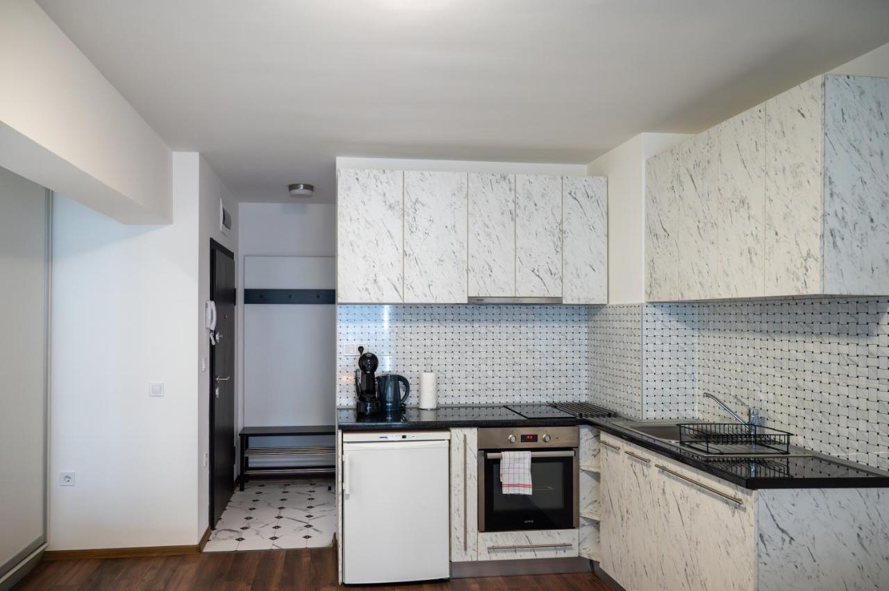 Bright Studio In The City Center София Екстериор снимка