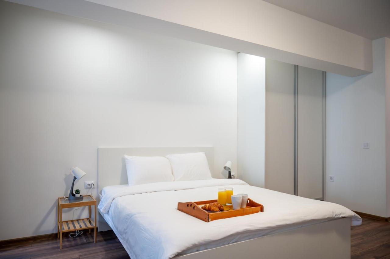 Bright Studio In The City Center София Екстериор снимка