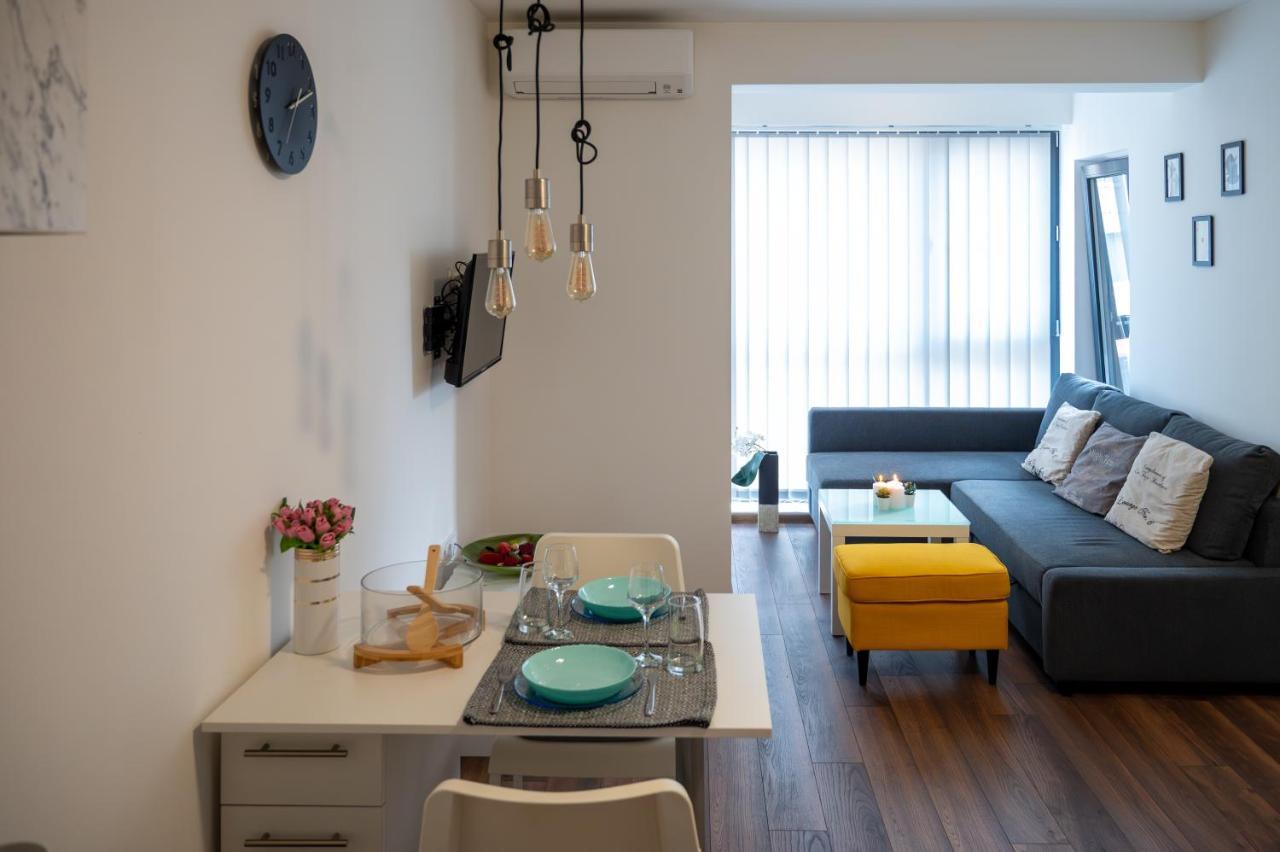 Bright Studio In The City Center София Екстериор снимка