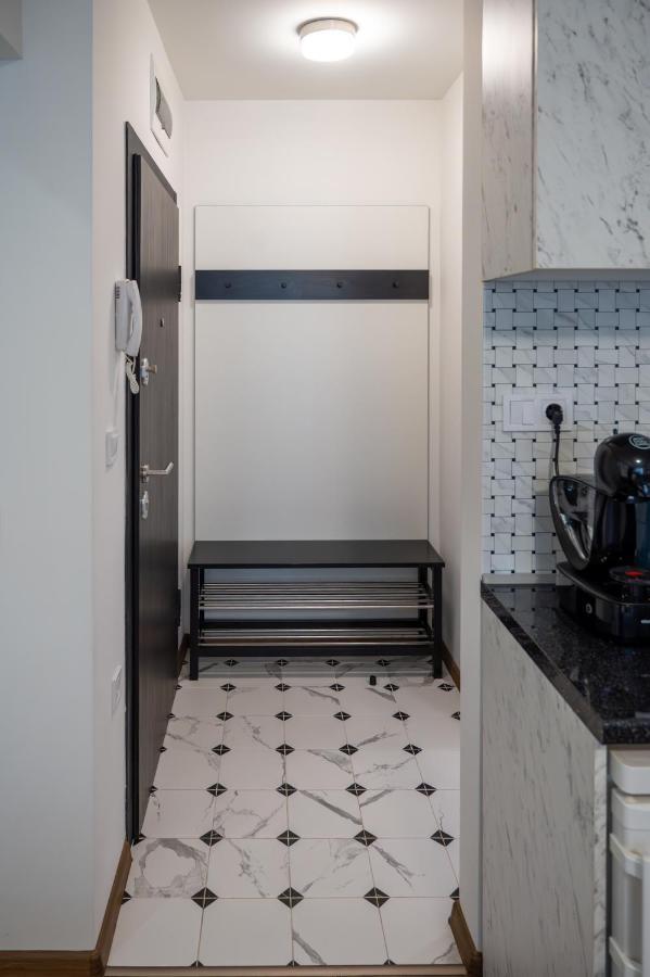 Bright Studio In The City Center София Екстериор снимка